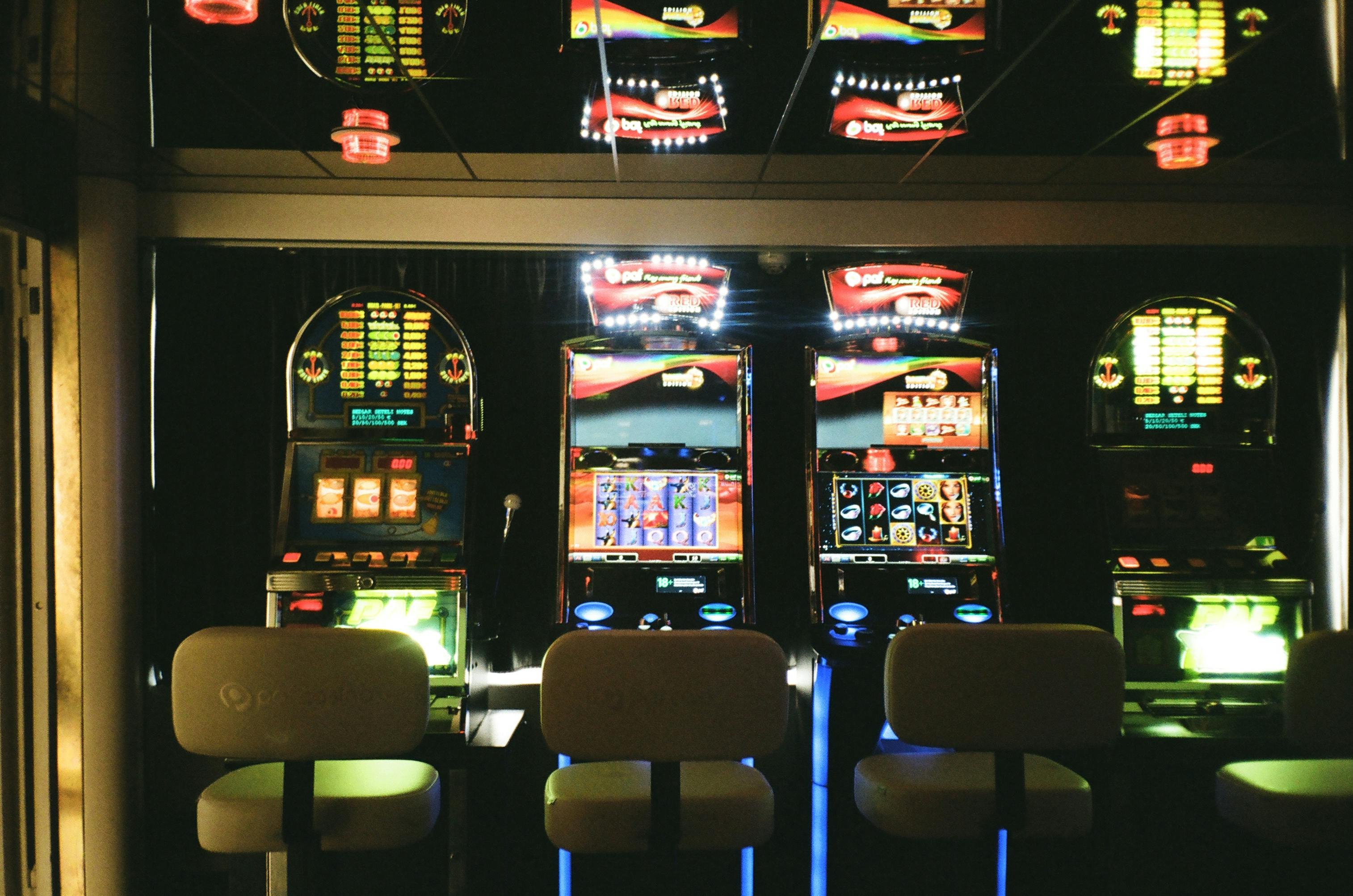 Aplikasi Android bet togel dengan antarmuka Domino QQ yang responsif
